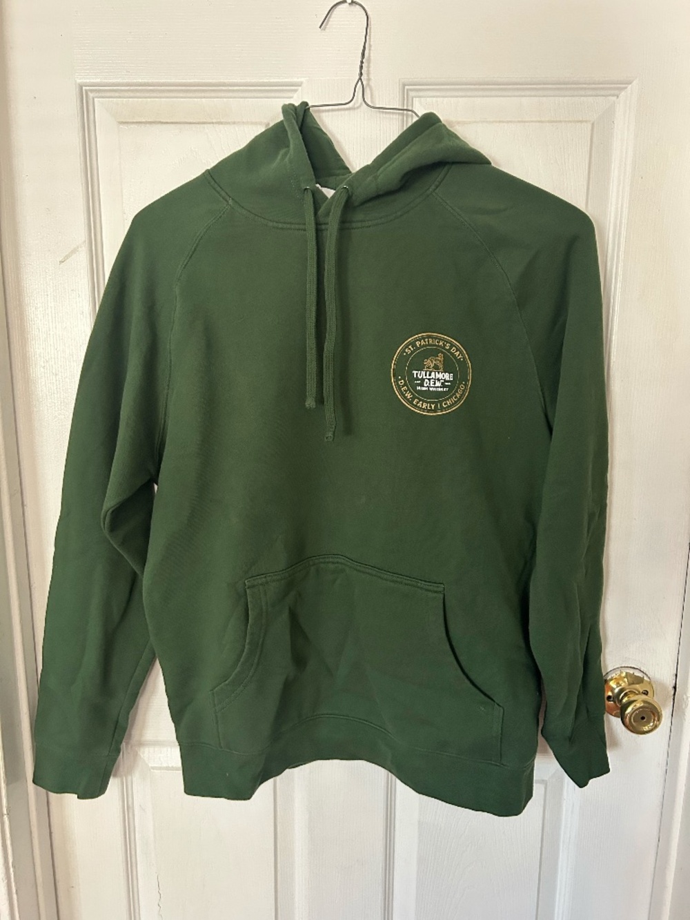 Tullamore D.E.W. Irish Whiskey St. Patrick's Day Chicago Hoodie Large